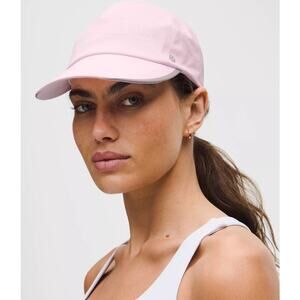 Lululemon Fast and Free Run Hat WovenAir‎ in Blissful Pink Size S/M